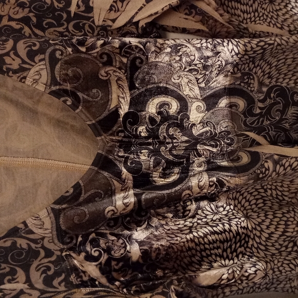 Live and Let Live top - Picture 3 of 6